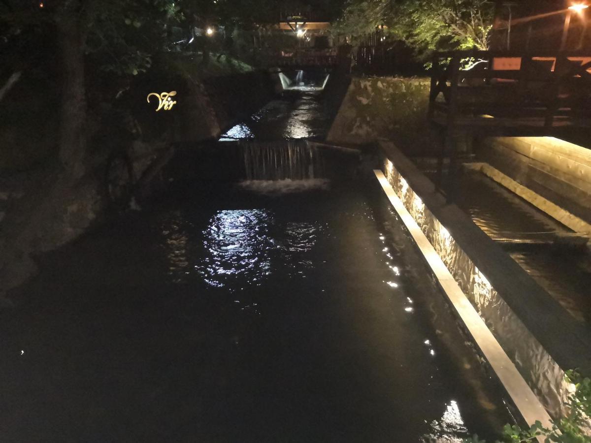 Garni Hotel Vir Vrnjačka Banja Екстериор снимка